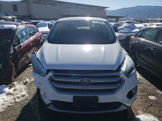 Photo 5 from auction – 2017 FORD ESCAPE SE with VIN 1FMCU9GD9HUD45509
