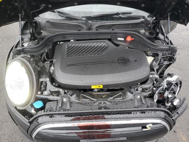 Photo 11 from auction – 2024 MINI COOPER SE with VIN WMW13DJ07R2V84980