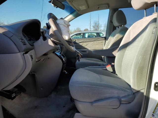 Photo 7 from auction – 2010 TOYOTA SIENNA CE with VIN 5TDKK4CC2AS341947