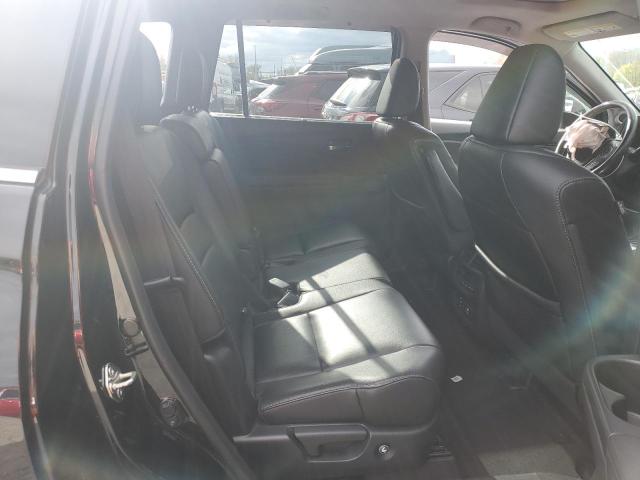Photo 11 from auction – 2017 HONDA PILOT TOUR with VIN 5FNYF6H99HB010322