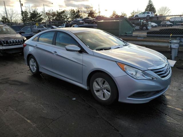 Photo 4 from auction – 2014 HYUNDAI SONATA GLS with VIN 5NPEB4AC8EH818716