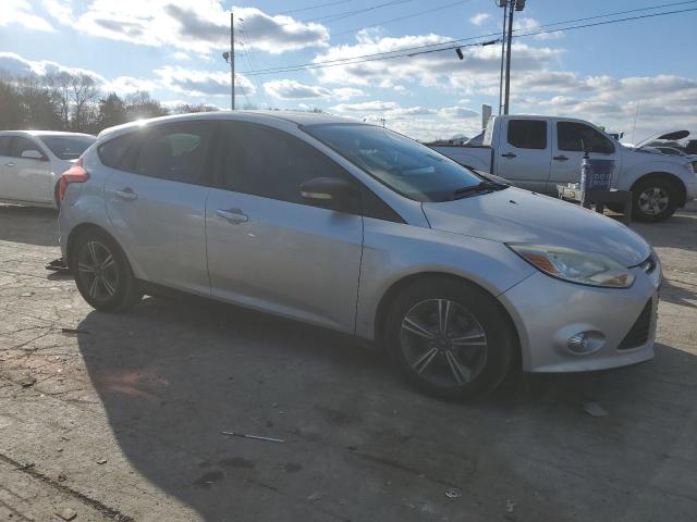 Zdjęcie 4 z aukcji – 2014 FORD FOCUS SE z VIN 1FADP3K28EL154626