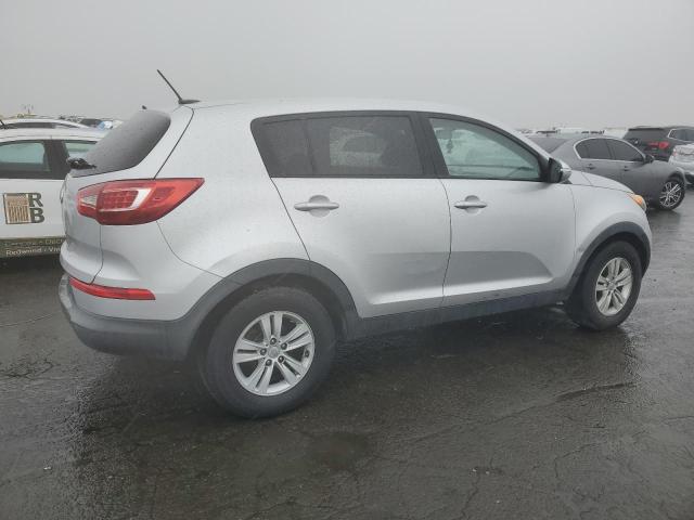 Photo 3 from auction – 2011 KIA SPORTAGE L with VIN KNDPB3A29B7044910