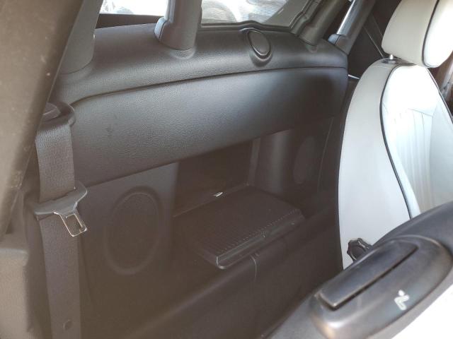 Photo 10 from auction – 2013 MINI COOPER ROA with VIN WMWSY3C59DT565696
