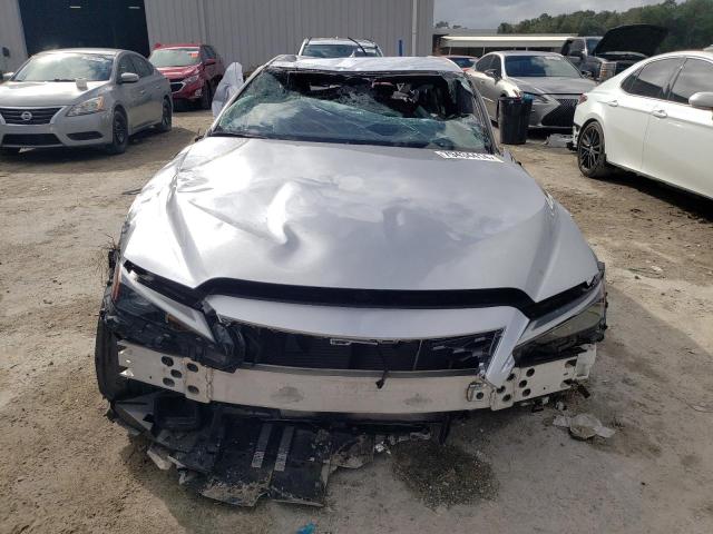 Photo 5 from auction – 2021 LEXUS IS 300 with VIN JTHAA1D21M5113837
