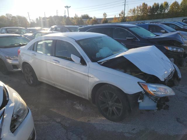 Photo 4 from auction – 2013 CHRYSLER 200 TOURIN with VIN 1C3CCBBB9DN734938