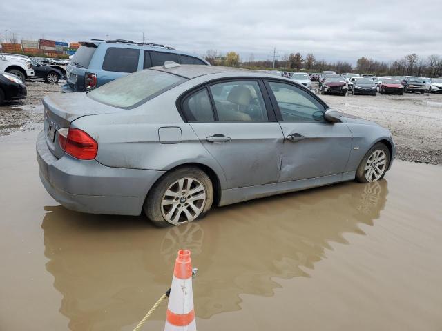 Photo 3 from auction – 2007 BMW 328 XI with VIN WBAVC93587KX52601