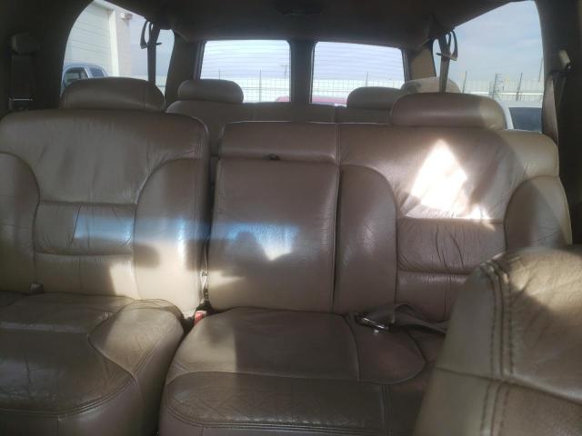 Photo 10 from auction – 1995 GMC SUBURBAN C with VIN 1GKEC16K7SJ713765