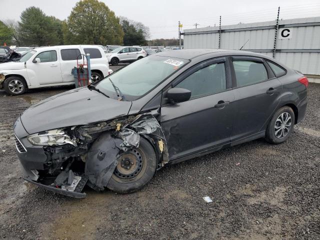 FORD FOCUS S 2016 with VIN 1FADP3E21GL335761 - Photo from auction