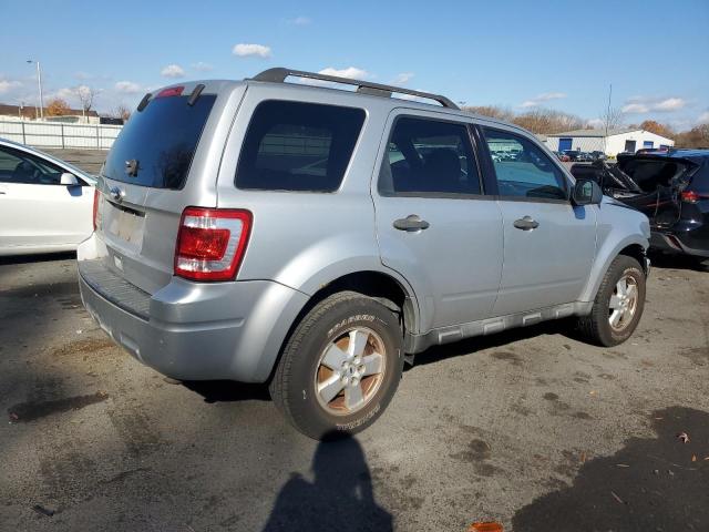 Photo 3 from auction – 2010 FORD ESCAPE XLT with VIN 1FMCU0D73AKA02657