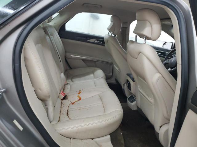Photo 10 from auction – 2016 LINCOLN MKZ with VIN 3LN6L2G92GR615155