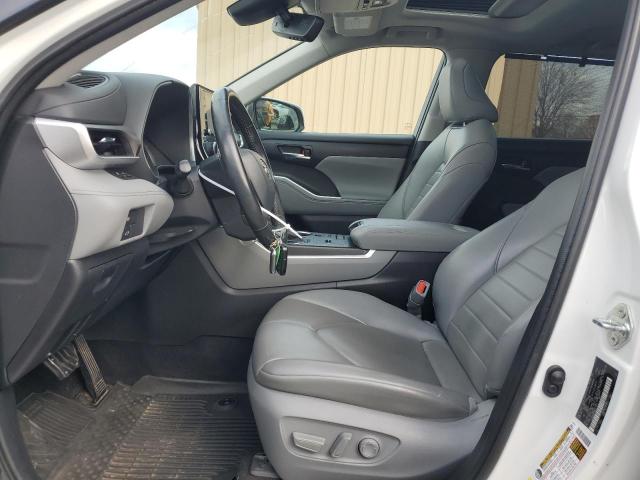 Photo 7 from auction – 2022 TOYOTA HIGHLANDER with VIN 5TDGBRCH2NS541277