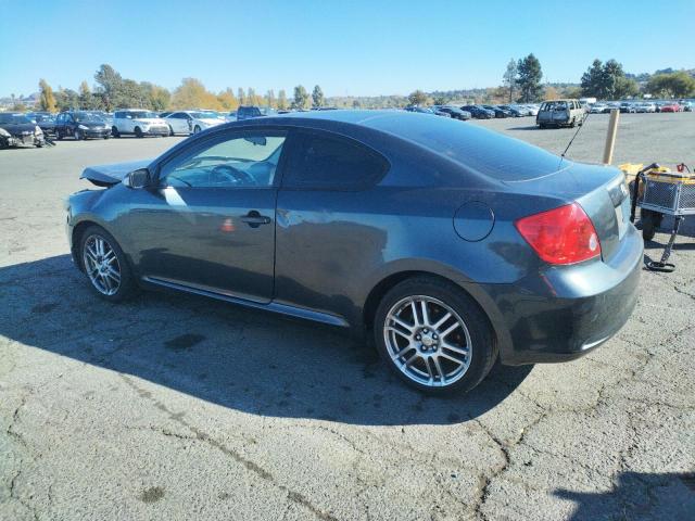 Foto 2 de la subasta – 2005 TOYOTA SCION TC con VIN JTKDE177150055083