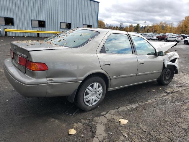 Photo 3 from auction – 2000 TOYOTA CAMRY CE with VIN JT2BG22K2Y0410012