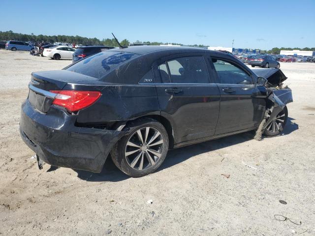 Photo 3 from auction – 2014 CHRYSLER 200 TOURIN with VIN 1C3CCBBG4EN179202