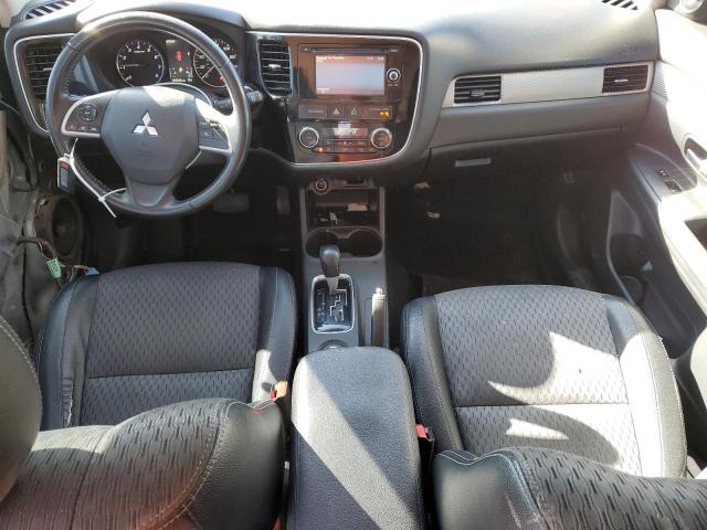 Photo 8 from auction – 2015 MITSUBISHI OUTLANDER with VIN JA4AZ3A30FZ013835