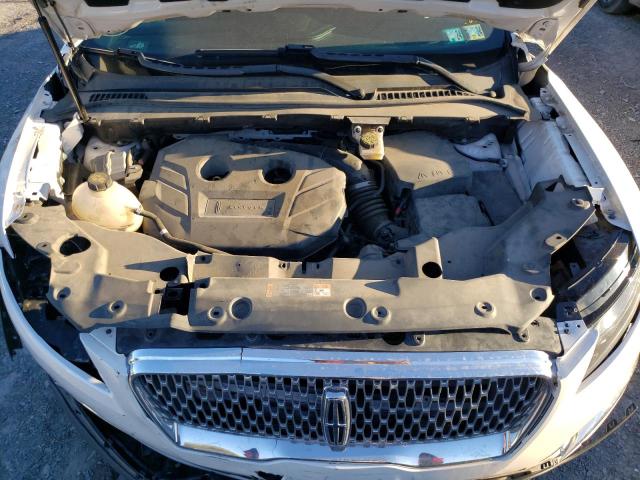 Photo 12 from auction – 2019 LINCOLN MKC RESERV with VIN 5LMCJ3D90KUL38233