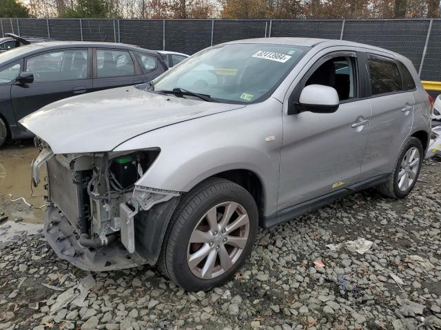 Zdjęcie 1 z aukcji – 2014 MITSUBISHI OUTLANDER z VIN 4A4AP3AUXEE031116