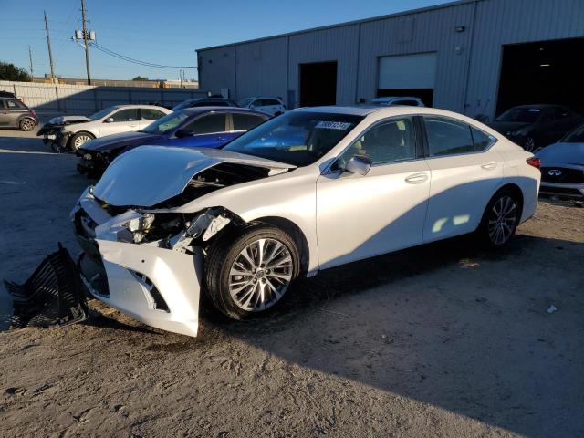 LEXUS ES 350 2019 with VIN 58ABZ1B16KU008095 - Photo from auction