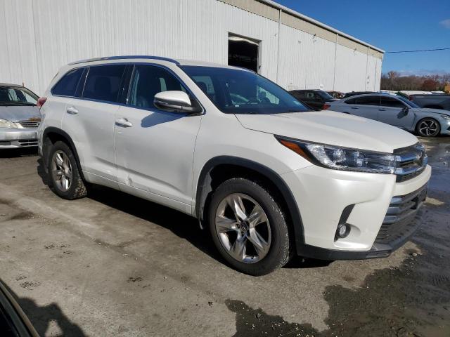 Photo 4 from auction – 2019 TOYOTA HIGHLANDER with VIN 5TDDZRFH5KS940612
