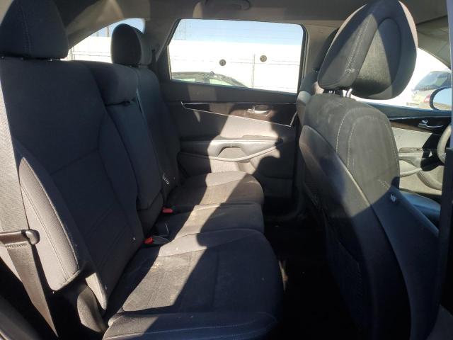 Photo 11 from auction – 2016 KIA SORENTO LX with VIN 5XYPGDA52GG135531