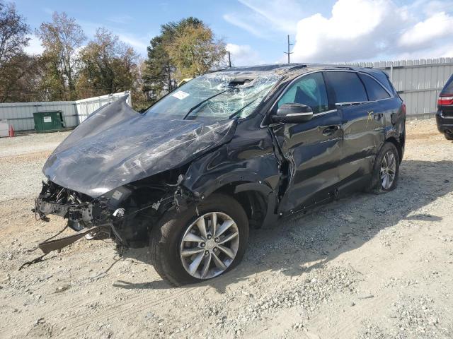 KIA SORENTO LX 2017 with VIN 5XYPGDA35HG213364 - Photo from auction