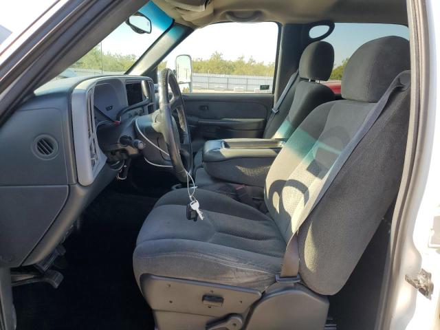 Photo 7 from auction – 2002 CHEVROLET SILVERADO with VIN 1GCHC23132F136942