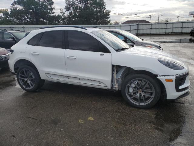 Photo 4 from auction – 2022 PORSCHE MACAN S with VIN WP1AG2A51NLB25227