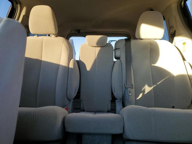 Photo 10 from auction – 2014 TOYOTA SIENNA LE with VIN 5TDKK3DC1ES419164