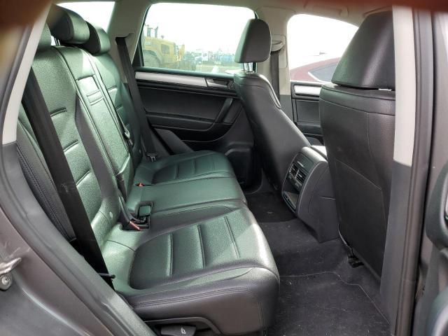 Photo 11 from auction – 2012 VOLKSWAGEN TOUAREG V6 with VIN WVGFF9BP7CD002067