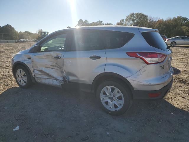 Photo 2 from auction – 2015 FORD ESCAPE S with VIN 1FMCU0F74FUB72082