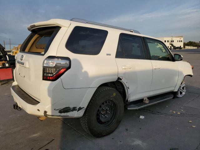 Photo 3 from auction – 2015 TOYOTA 4RUNNER SR with VIN JTEZU5JR3F5107220