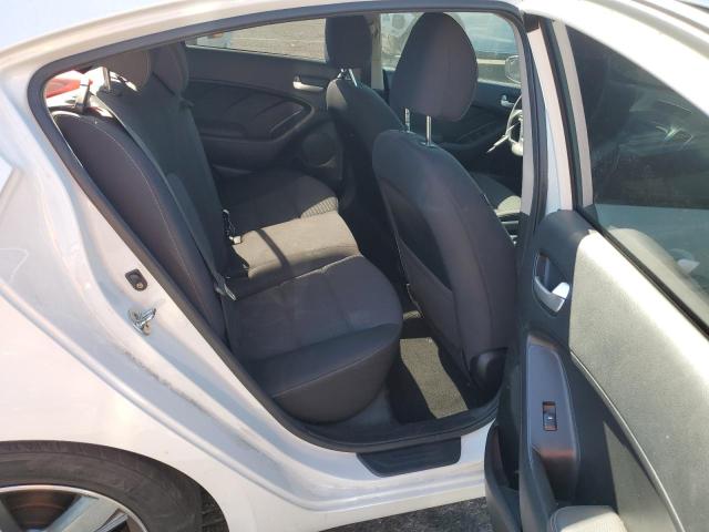 Photo 10 from auction – 2018 KIA FORTE LX with VIN 3KPFL4A72JE174164