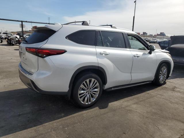Photo 3 from auction – 2023 TOYOTA HIGHLANDER with VIN 5TDKDRAH7PS510505