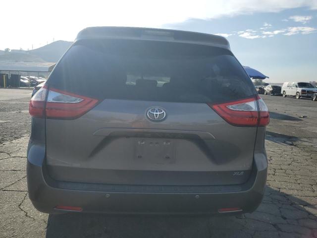 Photo 6 from auction – 2015 TOYOTA SIENNA XLE with VIN 5TDYK3DC2FS643040