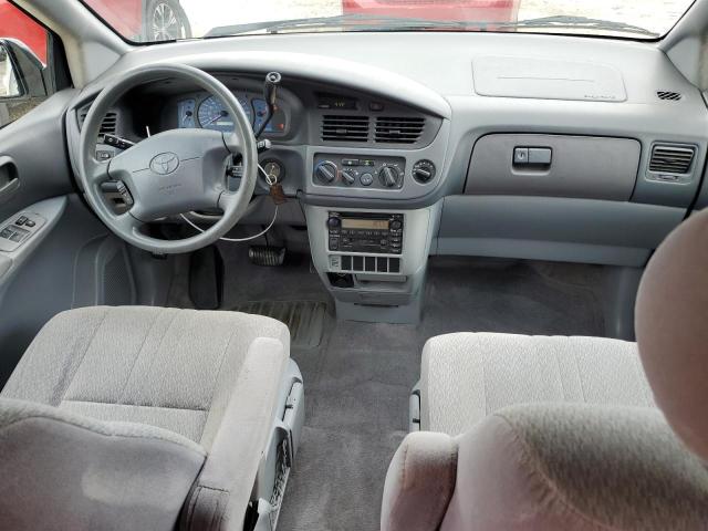 Photo 8 from auction – 2002 TOYOTA SIENNA CE with VIN 4T3ZF19C02U443501