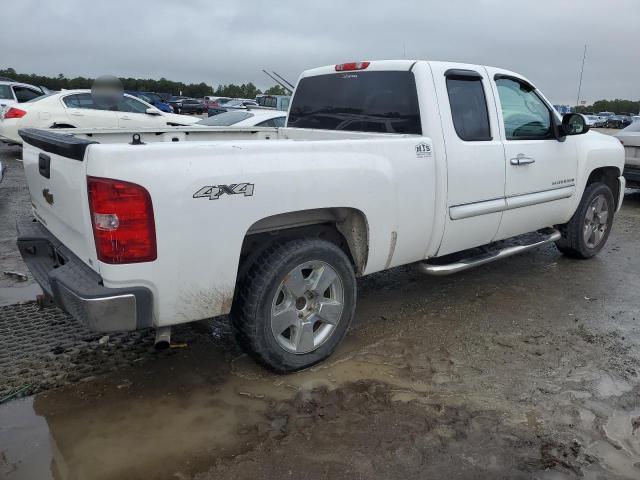 Photo 3 from auction – 2011 CHEVROLET SILVERADO with VIN 1GCRKSE38BZ228679