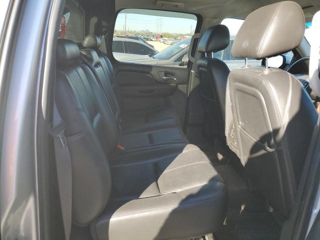 Photo 10 from auction – 2011 CHEVROLET AVALANCHE with VIN 3GNTKFE36BG163142