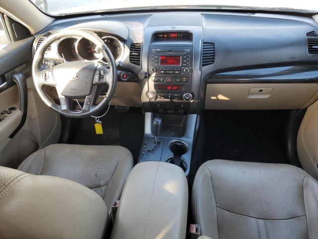 Photo 8 from auction – 2011 KIA SORENTO EX with VIN 5XYKU4A15BG037960