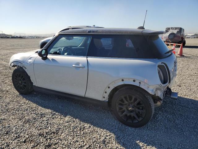 Photo 2 from auction – 2018 MINI COOPER S with VIN WMWXP7C50J2C62388