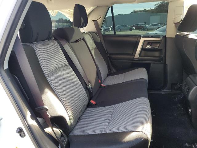 Photo 11 from auction – 2016 TOYOTA 4RUNNER SR with VIN JTEBU5JRXG5350543
