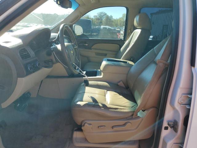 Photo 7 from auction – 2010 CHEVROLET TAHOE K150 with VIN 1GNUKBE07AR217033