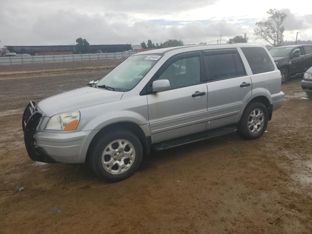 HONDA PILOT EX 2004 with VIN 2HKYF18474H615572 - Photo from auction