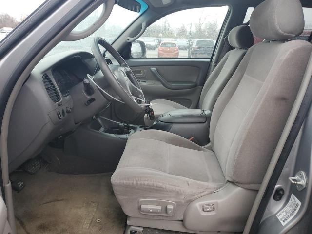 Фото 7 с аукциона – 2001 TOYOTA SEQUOIA SR с VIN 5TDBT44A01S015073