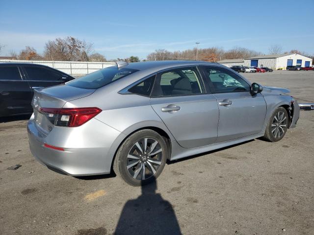Photo 3 from auction – 2022 HONDA CIVIC EX with VIN JHMFE1F7XNX008707