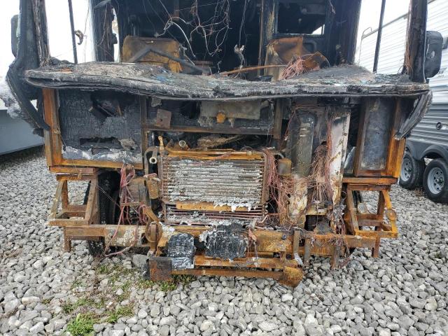 Photo 7 from auction – 2004 WORKHORSE CUSTOM CHASSIS MOTORHOME with VIN 5B4LP57G843384614