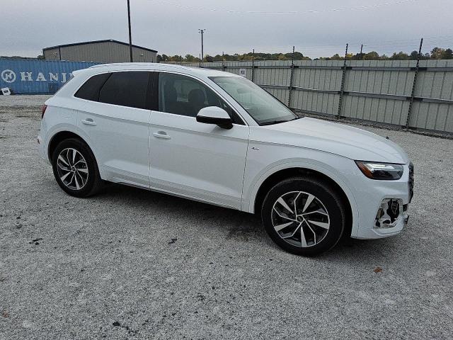 Photo 4 from auction – 2024 AUDI Q5 PREMIUM with VIN WA1EAAFY9R2072705