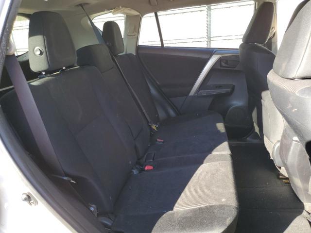 Photo 11 from auction – 2015 TOYOTA RAV4 LE with VIN JTMZFREV4FD071993