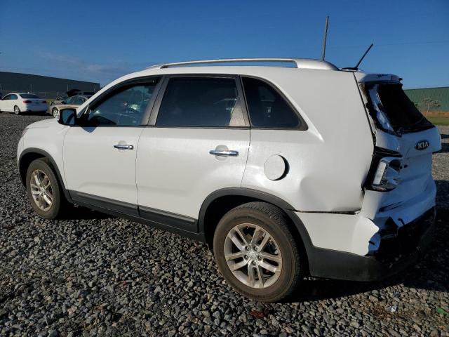 Photo 2 from auction – 2015 KIA SORENTO LX with VIN 5XYKT3A65FG660378