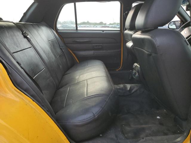 Photo 10 from auction – 2011 FORD CROWN VICT with VIN 2FABP7AV2BX117354